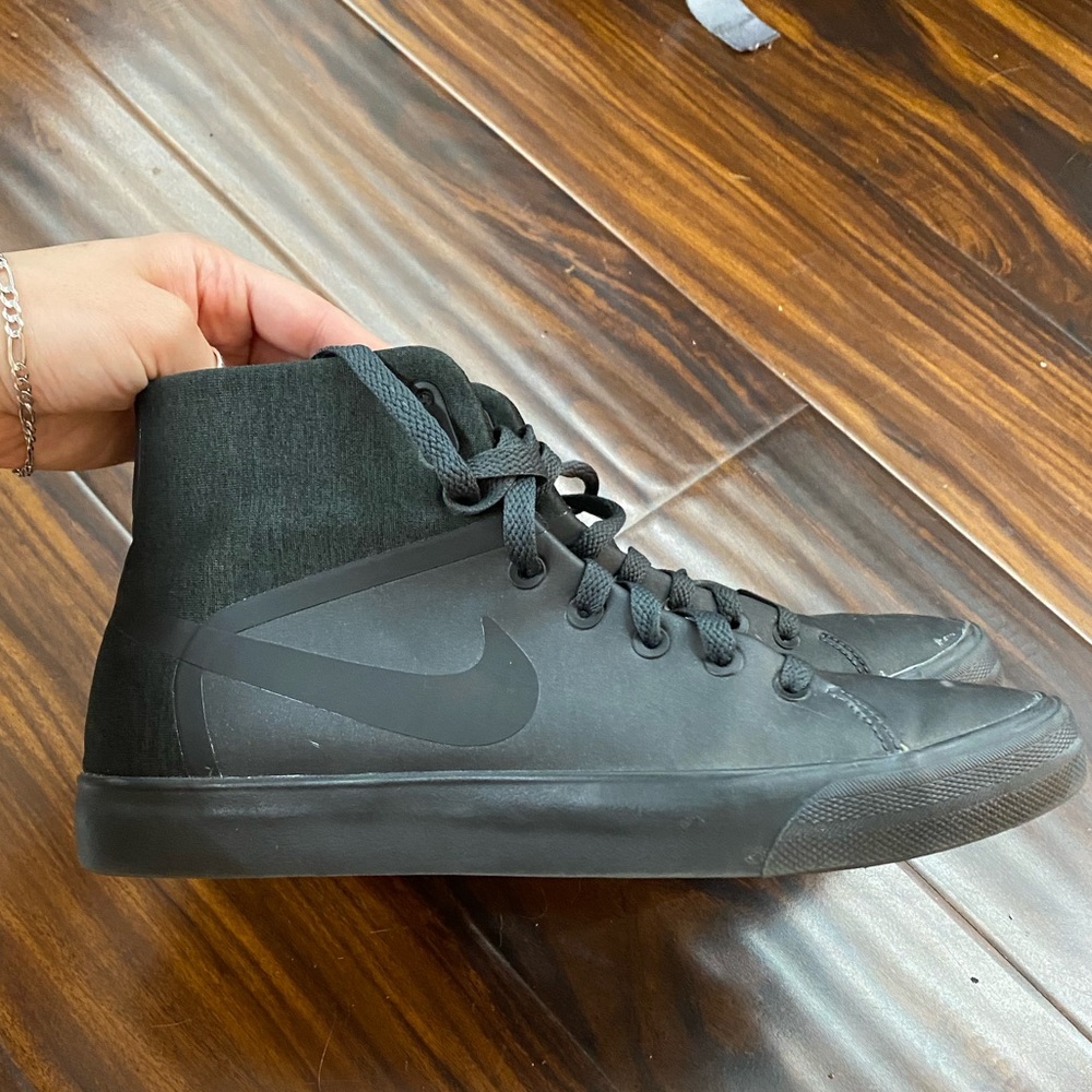 Black Nike Blazers